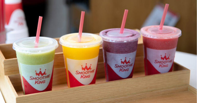 Celebrate National Smoothie Day 2022 w/ Free Smoothies on June 21st