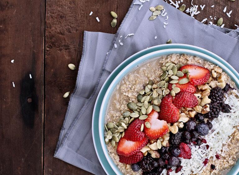 6 Oatmeal Habits That Help With Weight Loss, Says Dietitian — Eat This Not That