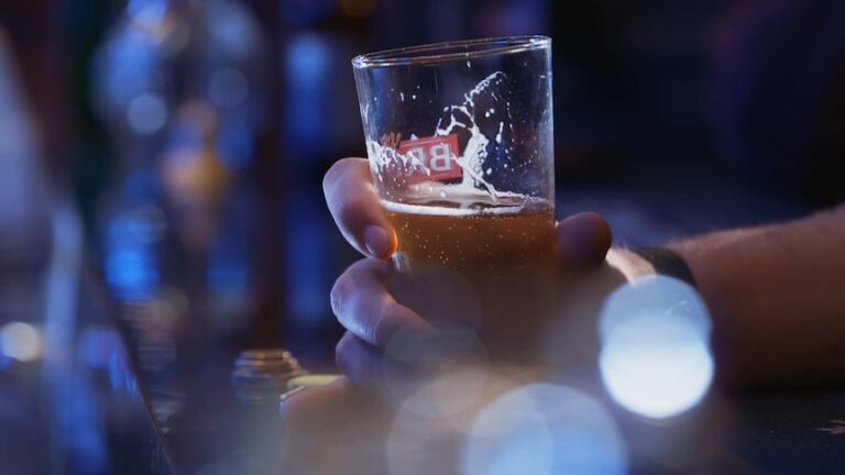 Dry July is a chance to cut back on drinking, detox and gain control of alcohol consumption - ABC News