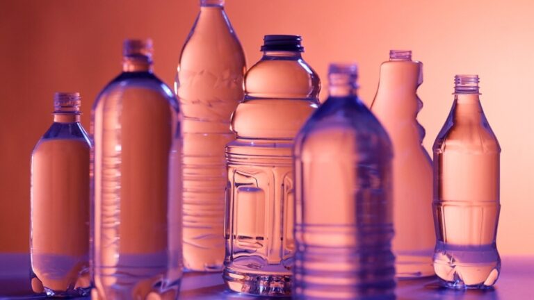 3 Unconfined Chemicals That Affect Your Health | Holistic Health Online