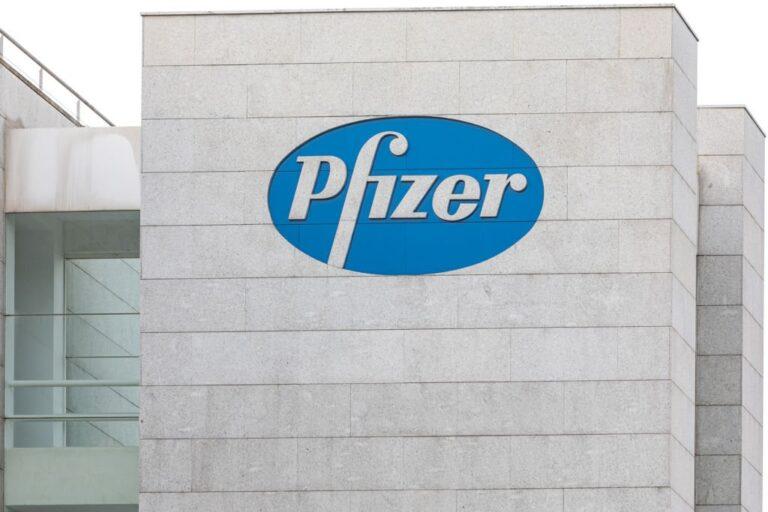 Racing Moderna, Pfizer starts phase 3 trial of mRNA flu vaccine