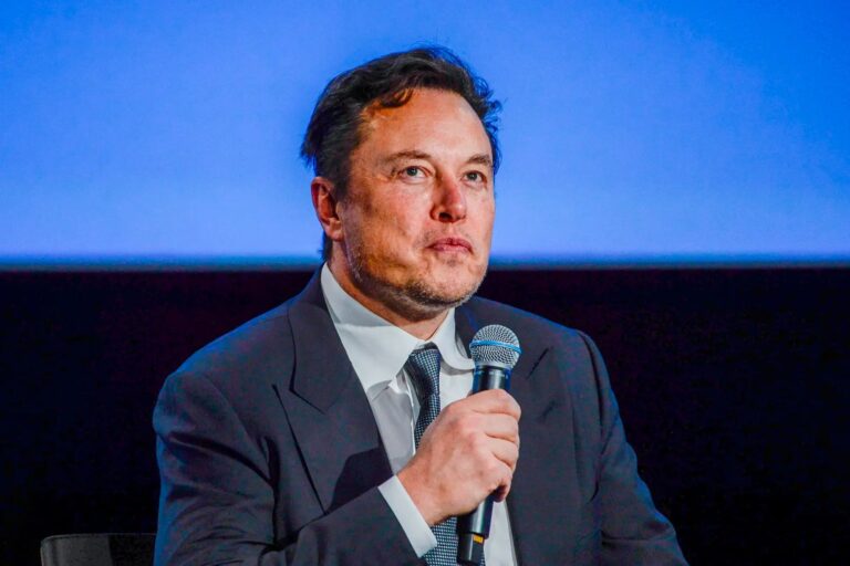 Elon Musk Says He's Lost 20 Pounds After Trying Intermittent Fasting and Now Feels Healthier
