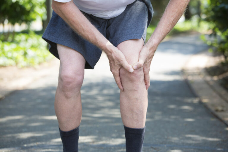 Never Let a Doctor Do This to Your Knees - Institute for Natural Healing