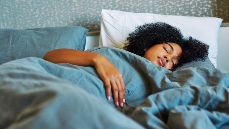 Can These 10 Natural Insomnia Aids Really Help You Sleep?