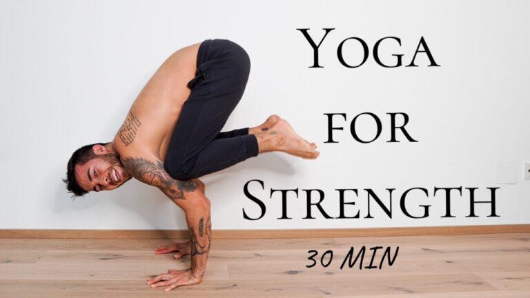 YOGA FOR STRENGTH - 30 Min Power Yoga Flow I Workout at Home