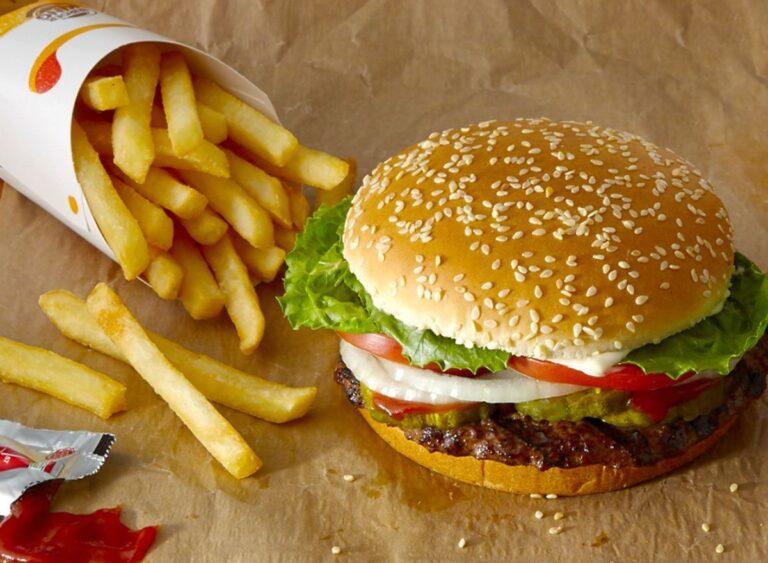 6 Fast-Food Chains That Use Frozen Burgers
