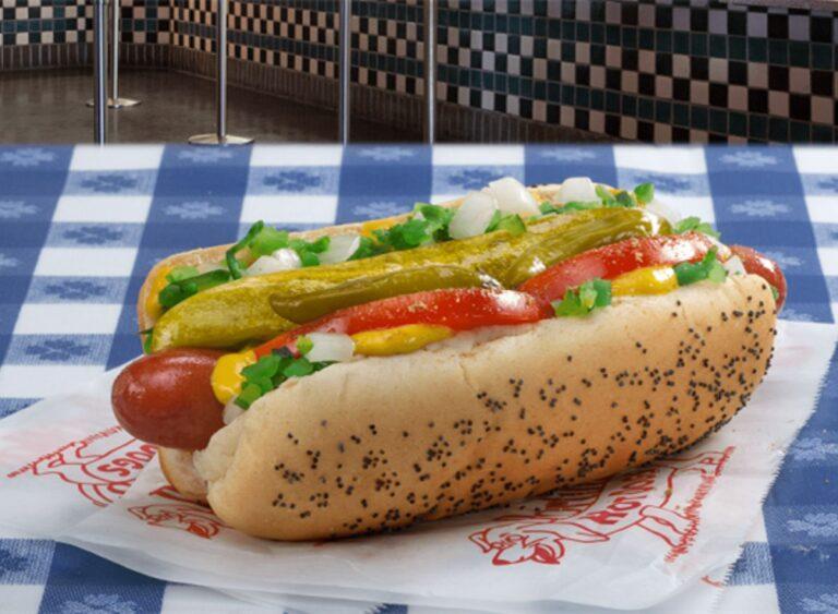 Chefs Share Their Favorite Fast-Food Hot Dogs