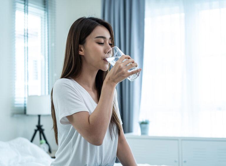 4 Best Morning Drinking Habits To Support Gut Health