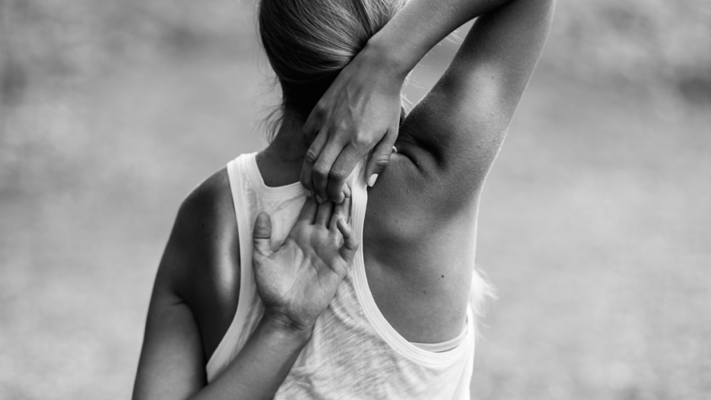 3 Ways to Find a Bind in Yoga Poses