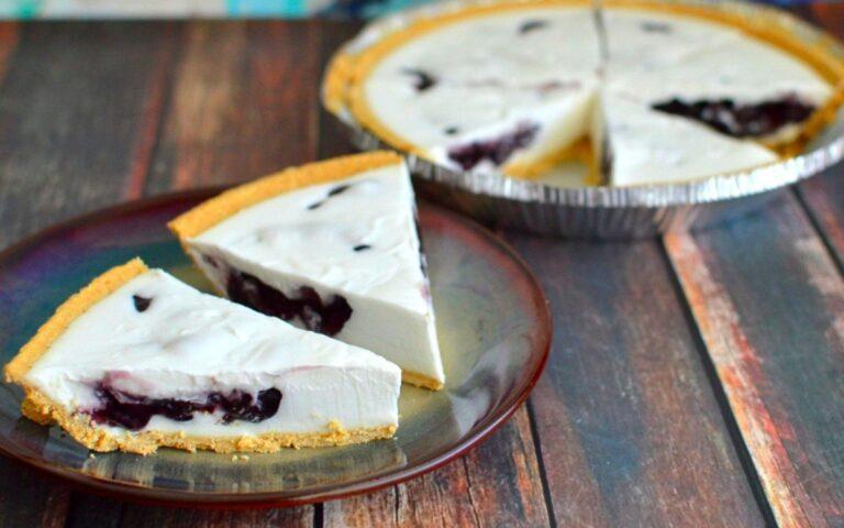 25 Beautiful and Summery Blueberry Recipes