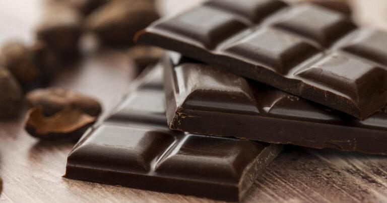 Chocolate for gut health? A nutritional psychiatrist shares what makes your gut happy. - CBS News