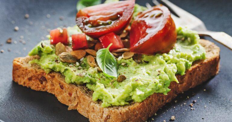 17 Doctors Share Breakfast Ideas For Heart, Brain And Gut Health