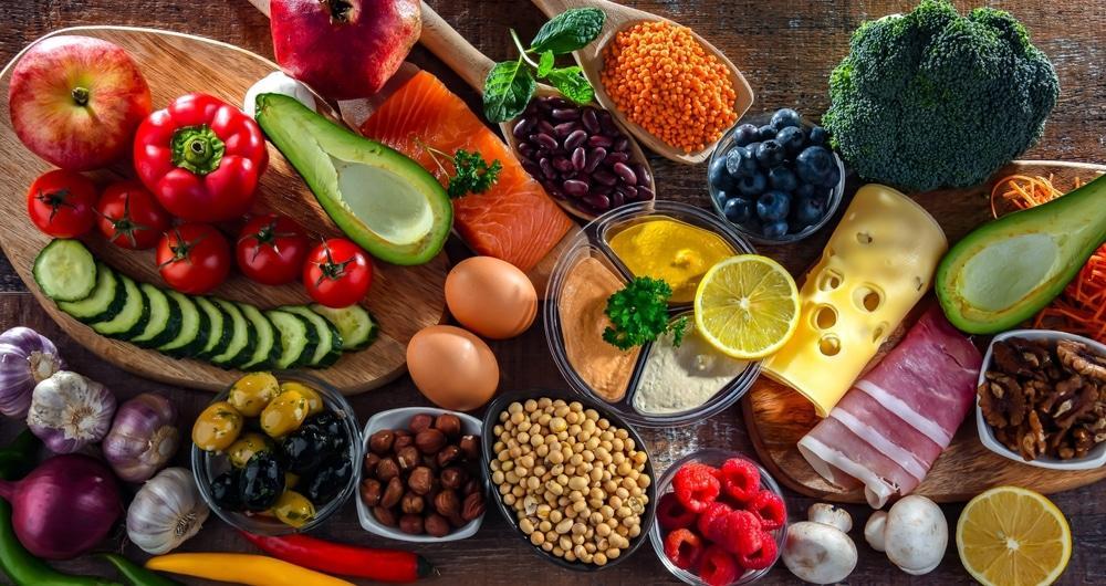 Eating For Menopause: 4 Types of Foods That Can Help Ease Symptoms
