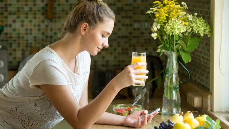 Juicing With Arthritis: Expert Lists The Dos And Don'ts You Should Follow | Onlymyhealth