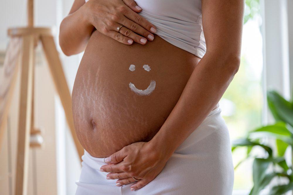 10 effective natural remedies to remove stretch marks