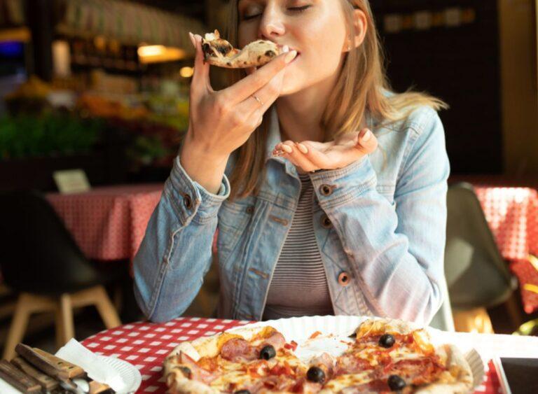 The ‘Healthiest’ Orders at 7 Major Fast-Food Pizza Chains — Eat This Not That