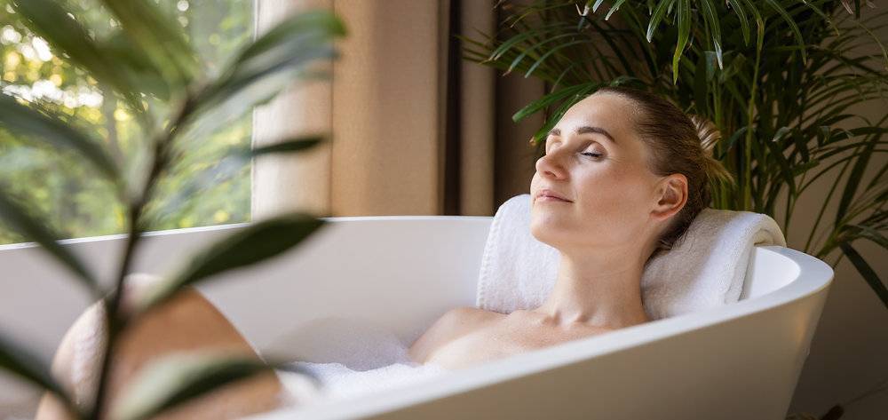 Easy Detox & Stress Relief: The Simple Power of Epsom Salt Baths