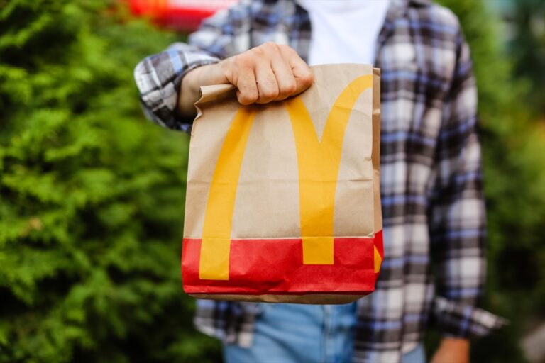 The Top 50 Fast-Food Chains in America in 2024—Ranked by Popularity